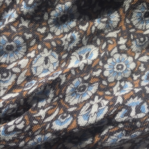 American Eagle Kimono Floral Print - Picture 3 of 3
